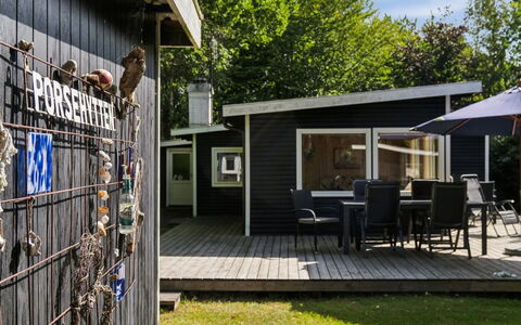Herminia - 800M from the Sea: Wood, Roof, Architecture, Home, House, Cottage, Siding, Hardwood, Slope, Estate