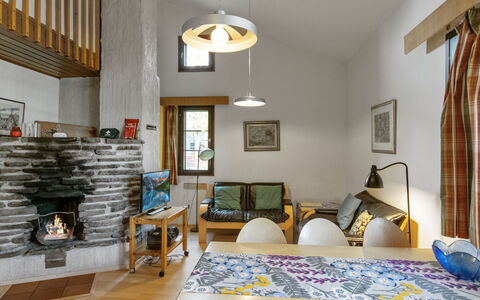 Saarihely B 13: Wood, Snow, Winter, Cottage, Freezing, Home, Log Cabin, Larch, Siding