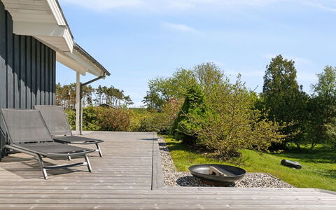 Harald - 300M from the Sea: Ceiling, Flooring, Interior Design, Floor, Composite Material, Furniture, Resort, Hotel, Design, Daylighting