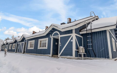 Teerenpesue e 36 Gaissa: Blue, Snow, Winter, Roof, Architecture, Home, Freezing, Siding, Cottage, Slope