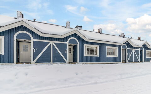 Teerenpesue e 36 Gaissa: Blue, Snow, Winter, Freezing, Siding, Daylighting, Ice