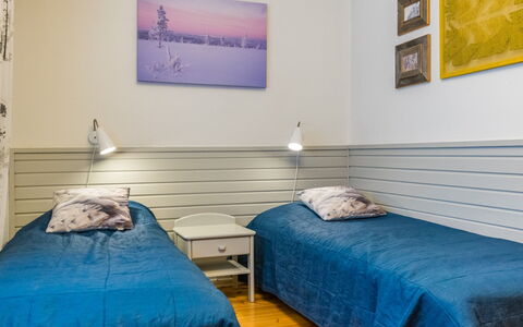 Teerenpesue a 6: Flooring, Floor, Interior Design, Ceiling, Bedroom, Wood Flooring, Room, Bed, Bed Sheet, Bedding