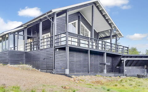 Kontiokota: Wood, Architecture, Porch, Home, Composite Material, Door, Cottage, Stairs, Siding, Slope