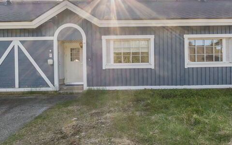 Teerenpesue G 60: Wood, Home, Cottage, Siding, Daylighting