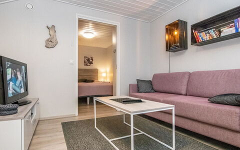 Teerenpesue F 52 Taiga: Waterway, Bank, Watercourse, Lake, Cottage, Forest, Channel, Reservoir, Log Cabin