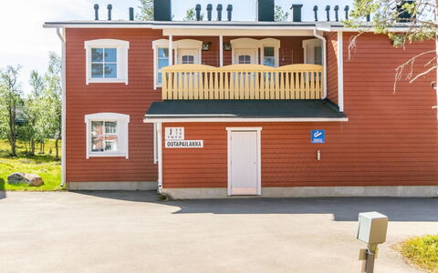 Outapailakka J 10: Waterway, Bank, Watercourse, Lake, Cottage, Forest, Channel, Reservoir, Log Cabin