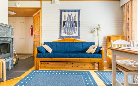 Outapailakka J 10: Waterway, Bank, Watercourse, Lake, Cottage, Forest, Channel, Reservoir, Log Cabin