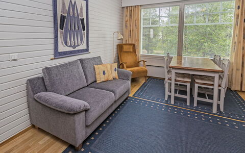 Outapailakka J 10: Flooring, Furniture, Floor, Wood, Interior Design, Ceiling, Room, Apartment, Living Room, Wood Flooring