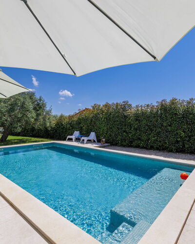 Gallicianum: Water, Property, Sky, Plant, Swimming Pool, Blue, Azure, Umbrella, Building, Shade