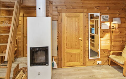 Ressipysäkki 1: Furniture, Interior Design, Flooring, Floor, Table, Ceiling, Kitchen & Dining Room Table, Lighting, Chair, Home