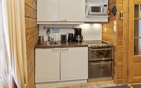 Ressipysäkki 1: Furniture, Interior Design, Flooring, Floor, Table, Ceiling, Kitchen & Dining Room Table, Lighting, Chair, Home