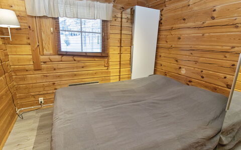 Ressipysäkki 1: Furniture, Interior Design, Flooring, Floor, Table, Ceiling, Kitchen & Dining Room Table, Lighting, Chair, Home