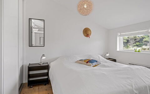 Annrike - 400M from the Sea: Bed, Interior Design, Furniture, Bedroom, Wall, Bedding, Bed Sheet, Flooring, Ceiling, Wood