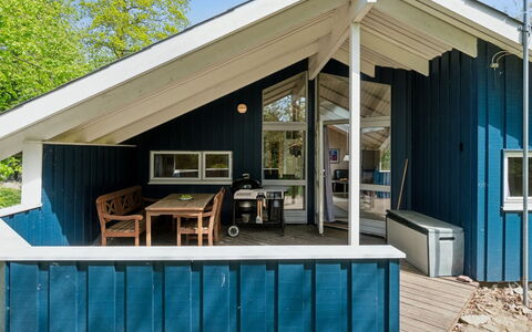 Ejnarine - 300M from the Sea: Wood, Roof, Architecture, Home, House, Cottage, Siding, Hardwood, Slope, Estate