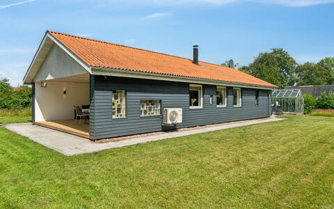Geske - 3.2Km from the Sea