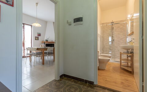 Il Colle Sul Mare Holiday Home: Property, Interior Design, Wood, Flooring, Floor, Building, Door, Plumbing Fixture, Comfort
