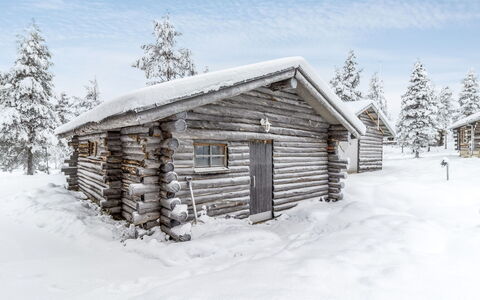 Kultarinne: Furniture, Interior Design, Flooring, Floor, Table, Ceiling, Kitchen & Dining Room Table, Lighting, Chair, Home