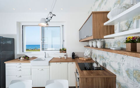 Casa Mareblu - Marina Di Modica, Sicilia: Cabinetry, Countertop, Kitchen, Kitchen Stove, Wood, Drawer, Interior Design, Floor, Flooring