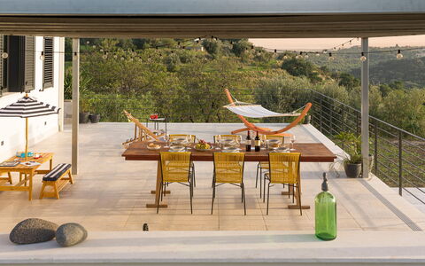 Casa Bianca - Noto, Sicilia: Table, Shade, Outdoor Furniture, Plant, Wood, Tree, Leisure, Outdoor Table, Bottle, Building