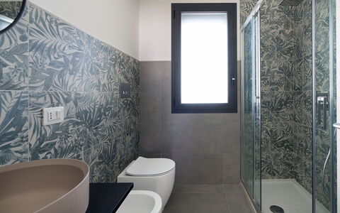 Casa Bianca - Noto, Sicilia: Property, Plumbing Fixture, Bathroom, Black, Interior Design, Architecture, Floor, Mirror, Line