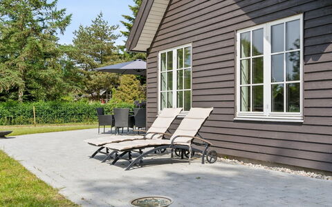 Emmalina - 1.3Km from the Sea: House, Home, Door, Roof, Cottage, Estate, Garden, Shade, Siding, Yard
