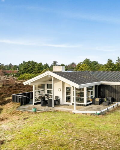 Josef - 950M from the Sea