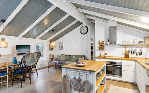 Pauliina - 500M from the Sea: Wood, Home, Porch, Deck, Hardwood, Roof, Wood Stain, Wood Flooring, Eco Hotel
