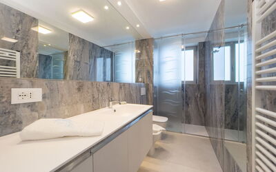 Accommodation:&nbsp;Nashira 636.4