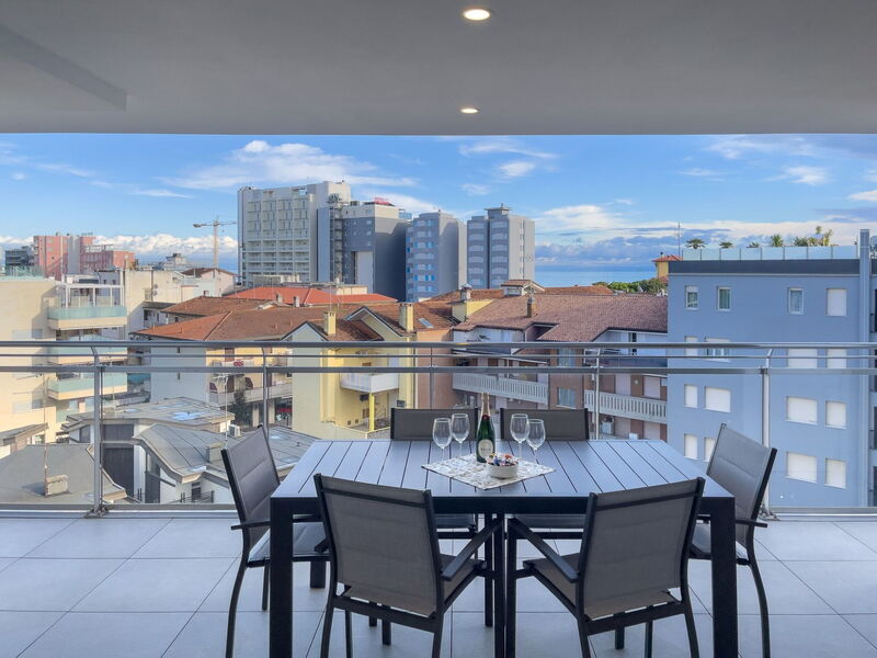 Accommodation:&nbsp;Nashira 636.4