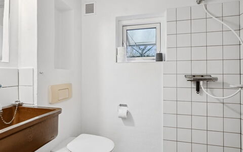 Frodde - 5Km from the Sea: Bathroom, Plumbing Fixture, Wall, Toilet, Toilet Seat, Interior Design, Flooring, Plumbing, Bathroom Sink, Tap
