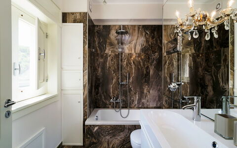 Villa Ester - Capo D'orlando, Sicilia: Bathtub, Property, Plumbing Fixture, Building, Tap, Wood, Window, Lighting, Interior Design, Bathroom
