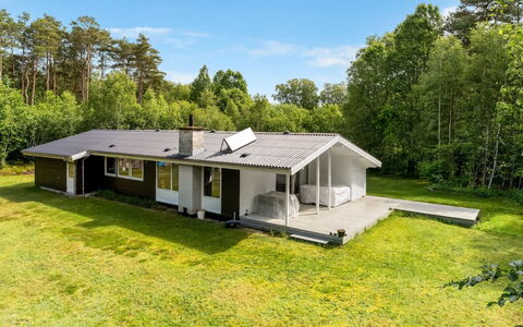 Elsemaria - 1.3Km from the Sea: Furniture, Interior Design, Flooring, Floor, Ceiling, Room, Chair, Table, Apartment, Kitchen & Dining Room Table