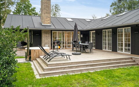 Babara - 350M from the Sea: Wood, Home, Porch, Deck, Hardwood, Roof, Wood Stain, Wood Flooring, Eco Hotel