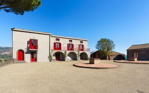 Dimora Vulcano - Castiglione Di Sicilia, Sicilia: Sky, Plant, Tree, Land Lot, Window, Real Estate, Building, Facade, Asphalt, Landscape