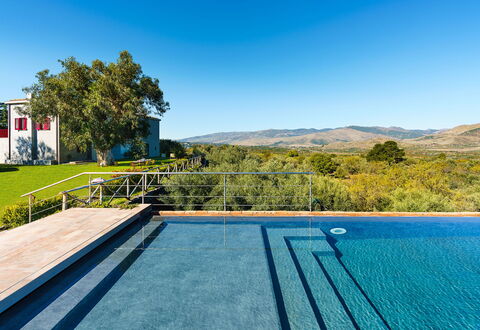 Dimora Vulcano - Castiglione Di Sicilia, Sicilia: Water, Sky, Plant, Property, Building, Swimming Pool, Nature, Azure, Tree, Rectangle