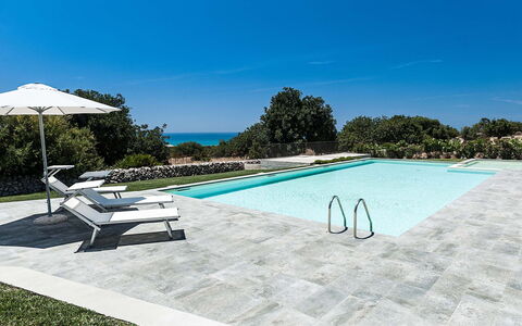 Isolina Verde - Scicli, Sicilia: Water, Sky, Swimming Pool, Plant, Azure, Rectangle, Outdoor Furniture, Sunlounger, Tree, Shade