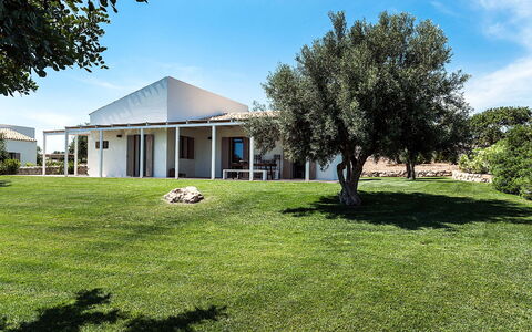 Isolina Rossa - Scicli, Sicilia: Sky, Plant, Property, Building, Cloud, Tree, Land Lot, House, Grass, Natural Landscape