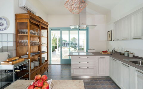 Villa Chiara - Paceco, Sicilia: Cabinetry, Countertop, Property, Furniture, Kitchen, Wood, Drawer, Sink, Interior Design, Floor