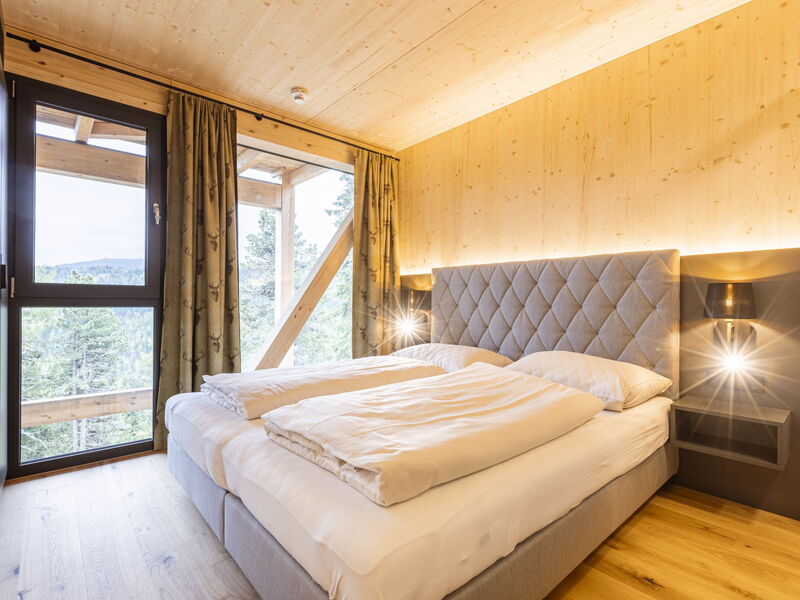 Accommodation:&nbsp;Superior #23 with Sauna & Hot Tub 160.30