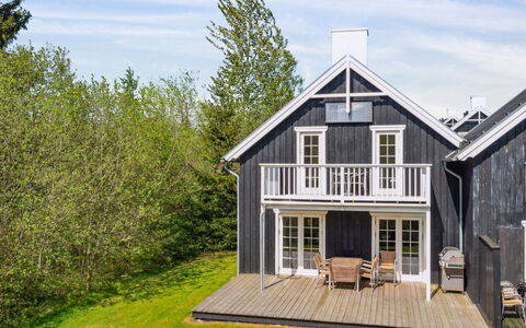 Tian: Wood, Cottage, House, Home, Roof, Door, Siding, Porch, Farmhouse, Estate