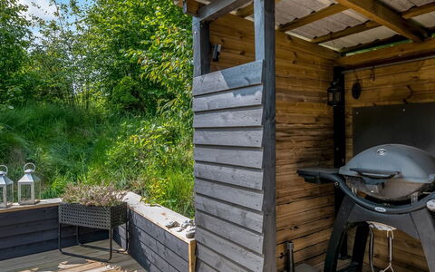 Ufej - 2.5Km from the Sea: House, Home, Door, Roof, Cottage, Estate, Garden, Shade, Siding, Yard