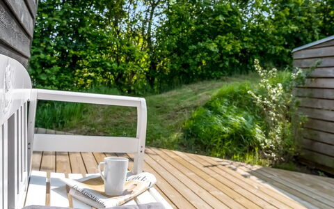 Ufej - 2.5Km from the Sea: House, Home, Door, Roof, Cottage, Estate, Garden, Shade, Siding, Yard