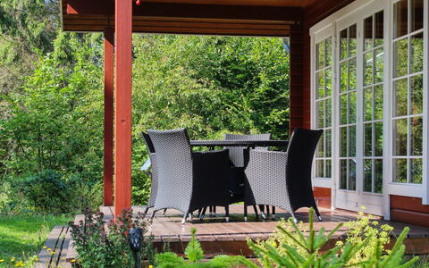 Palnir - 8Km from the Sea: House, Home, Door, Roof, Cottage, Estate, Garden, Shade, Siding, Yard