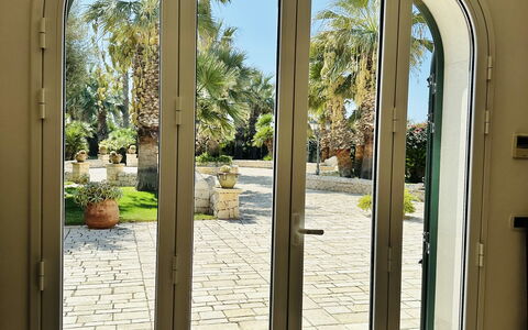 Villa Rosarno: Building, Plant, Door, Window, Shade, Interior Design, Wood, Tree, Real Estate