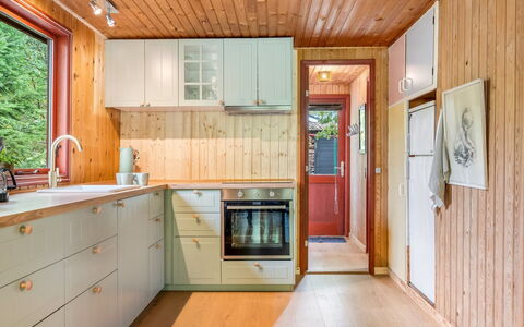 Friis - 100M from the Sea: Flooring, Wood, Interior Design, Kitchen, Floor, Ceiling, Kitchen Appliance, Countertop, Major Appliance, Cabinetry
