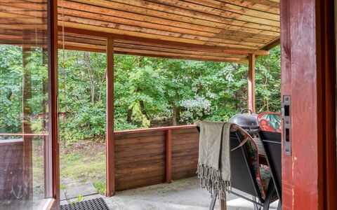 Friis - 100M from the Sea: Wood, Ceiling, Wood Stain, Hardwood, Porch, Plank, Shade, Garden Buildings, Plywood, Outdoor Structure