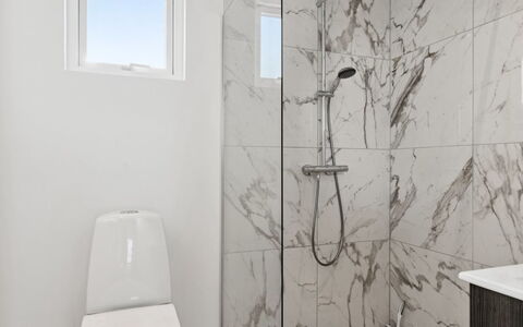 Scalli - 1.5Km to the Fjord: Flooring, Floor, Interior Design, Plumbing Fixture, Plumbing, Bathroom, Tile, Toilet
