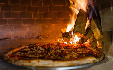 Villa Škavre: Food, Ingredient, Wood, Heat, Gas, Tints And Shades, Fireplace