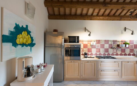 Mirabilia - Tangi, Sicilia: Cabinetry, Property, Countertop, Sink, Home Appliance, Kitchen Appliance, Interior Design, Kitchen, Wood, Kitchen Sink