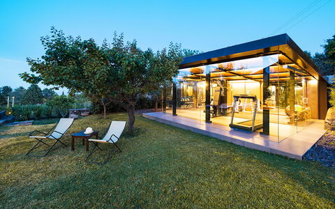 Casa Bedda - Viagrande, Sicilia: Sky, Plant, Shade, Tree, Land Lot, Building, Grass, Public Space, Outdoor Furniture, Leisure